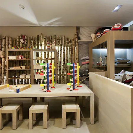 Hotel El Lodge, Ski&spa 5*