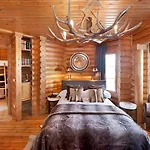 Hotel El Lodge, & Serra Nevada