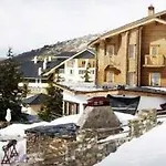 El Lodge, & Serra Nevada