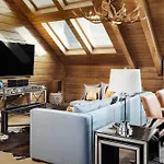 El Lodge, & 5*
