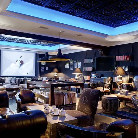 فندق El Lodge, & 5*