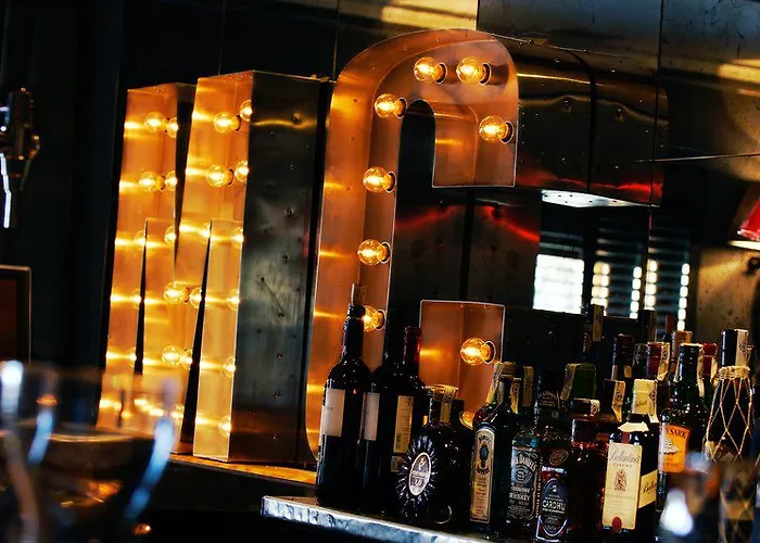 Hotel El Lodge, & Sierra Nevada