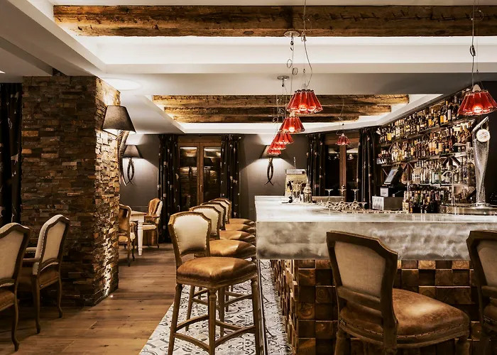 El Lodge, & 5* Sierra Nevada