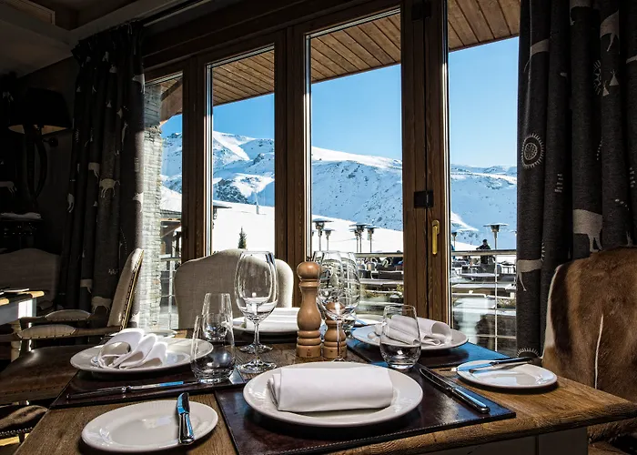 El Lodge, & Hotel 5*